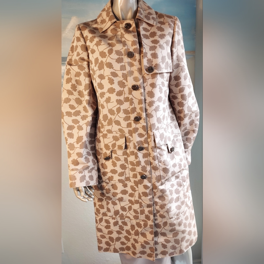□$3,400 OSCAR DE LA RENTA GORGEOUS SILK LINED TRENCH RAIN COAT US L